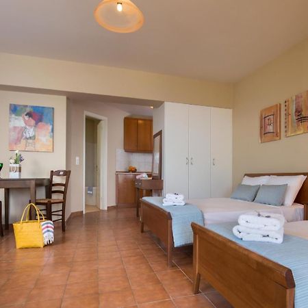 Villa Ilia Roussospition Ngoại thất bức ảnh